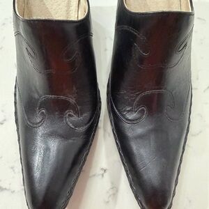 Frye Black Leather Pointed Heeled Boots